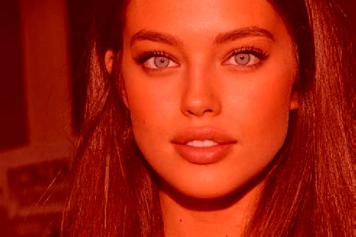 Victoria, 32, a chestnut dark-eyed caucasian companion based in Castellazzo. Offering Couples, A-Level, Duos. Available for incall and outcall, day and eveni...