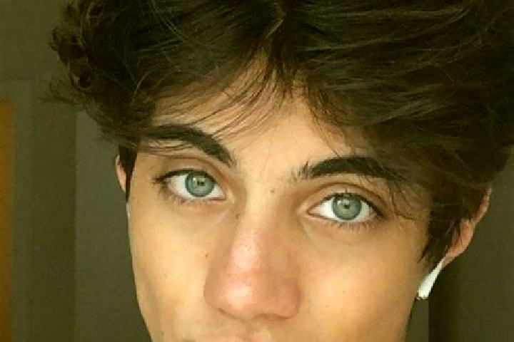 Victoria, 32, a chestnut green-eyed caucasian companion based in Sao Tiago de Custoias. Offering Erotic Massage, BDSM, Roleplay, GFE. Available for incall an...