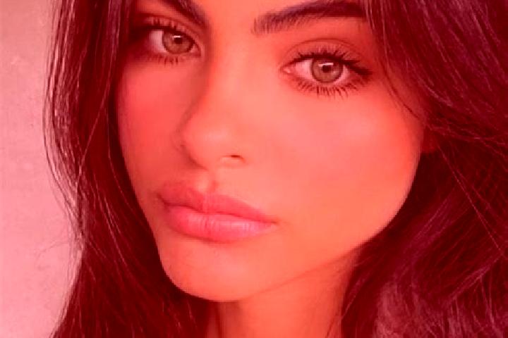 Victoria, 32, a chestnut green-eyed indian companion based in Harmandali. Offering Couples, Striptease, Duos. Available for incall and outcall, overnight boo...