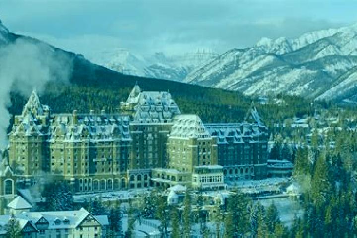 Victoria, 32 — Escort in Banff, United Kingdom