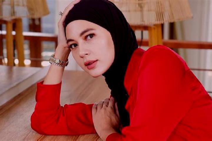 Victoria, 32 — Escort in Banji Meski, Iran