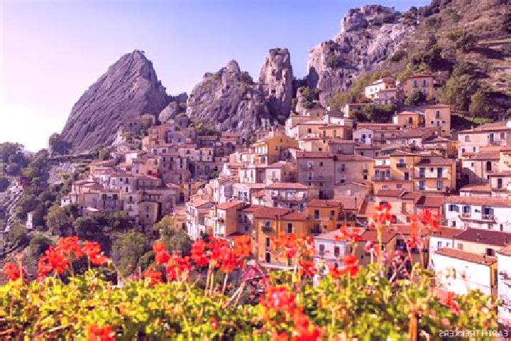 Victoria, 32 — Escort in Castelmezzano, Italy