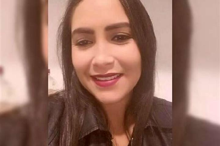 Victoria, 32 — Escort in Ferreiros, Brazil