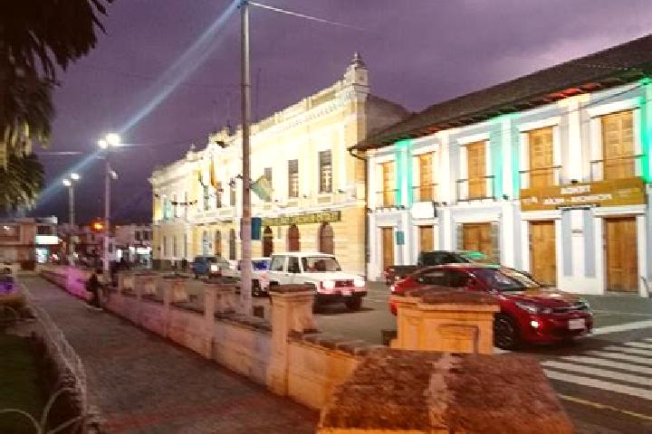 Victoria, 32 — Escort in Machachi, Ecuador