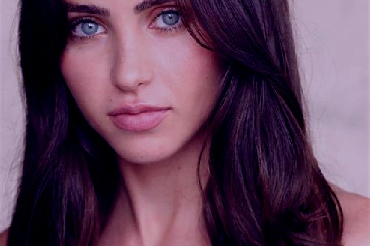 Victoria, 33, a auburn dark-eyed mediterranean companion based in Gahini. Offering Massage, Roleplay, Prostate Massage, OWO. Available for incall and outcall...