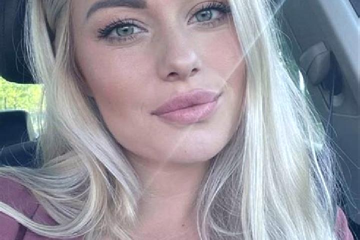 Victoria, 33, a blonde hazel-eyed slavic companion based in Kubachi. Offering Deep French Kissing, Prostate Massage. Available for incall and outcall, day an...