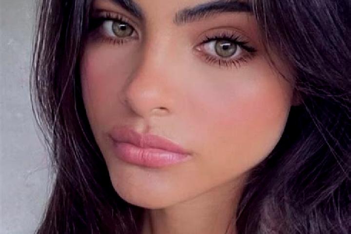 Victoria, 33, a brunette green-eyed caucasian companion based in Kapan. Offering CIM, Fetish, 69, Tantra, Massage. Available for incall and outcall, overnigh...