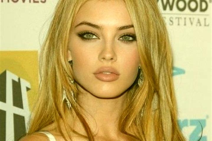 Victoria, 33, a dark blonde hazel-eyed caucasian companion based in Amherstburg. Offering A-Level, Tantra, GFE, Fetish, Roleplay. Available for incall and ou...