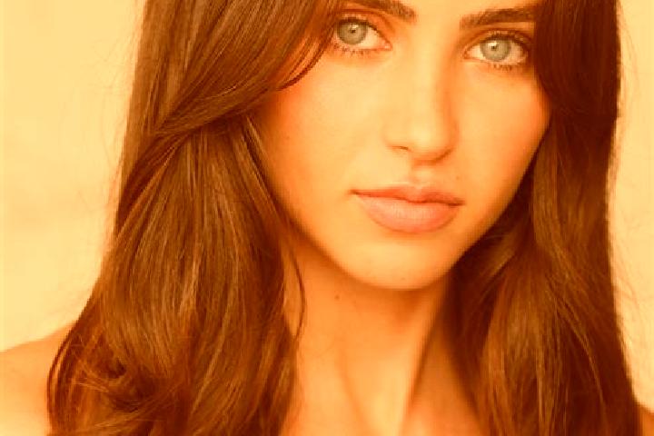 Victoria, 33, a red brown-eyed indian companion based in Liege. Offering Domination, GFE, Overnight. Available for incall and outcall, day and evening dates.