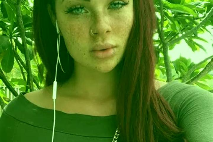Victoria, 33, a red dark-eyed mediterranean companion based in Baricetta. Offering GFE, Couples, Party Girl, CIM. Available for incall and outcall, overnight...