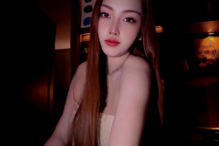 Victoria, 33 — Escort in Jajar, Indonesia