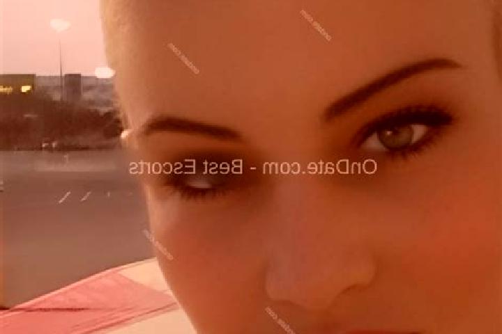 Victoria, 34 — Escort in Claflin, United States
