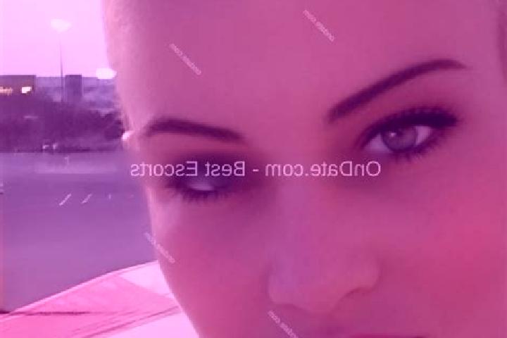 Victoria, 34 — Escort in Fitionesti, Romania