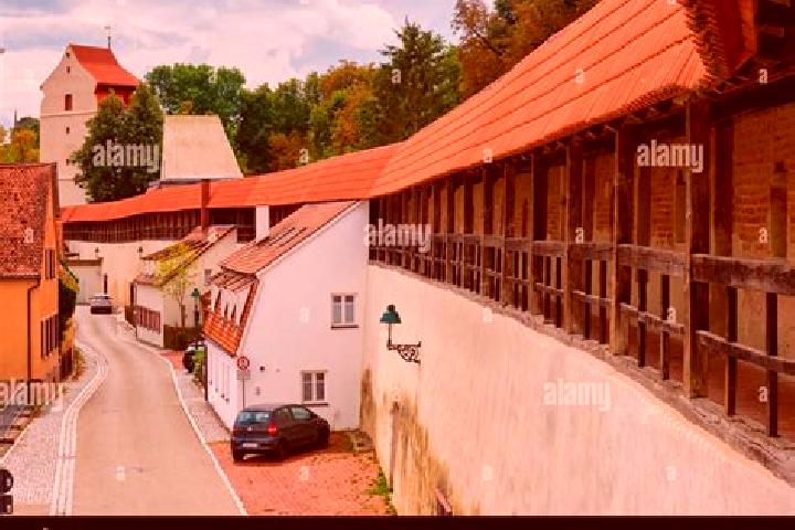 Victoria, 34 — Escort in Noerdlingen, Germany