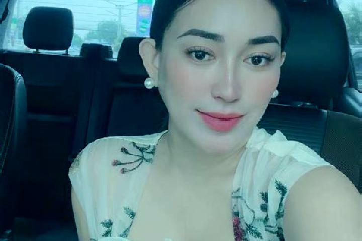 Victoria, 34 — Escort in Palanit, Philippines