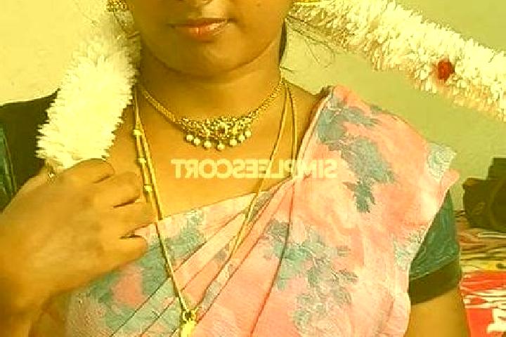 Victoria, 34 — Escort in Tirunelveli, India
