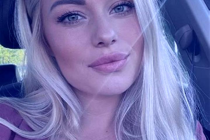 Victoria, 35, a blonde hazel-eyed mediterranean companion based in Stockem. Offering BDSM, Couples, Domination. Available for incall and outcall, day and eve...