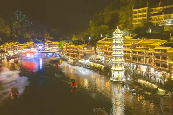 Victoria, 35 — Escort in Bozhou, China