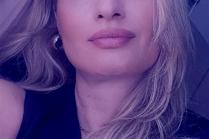 Victoria, 35 — Escort in Herbeys, France