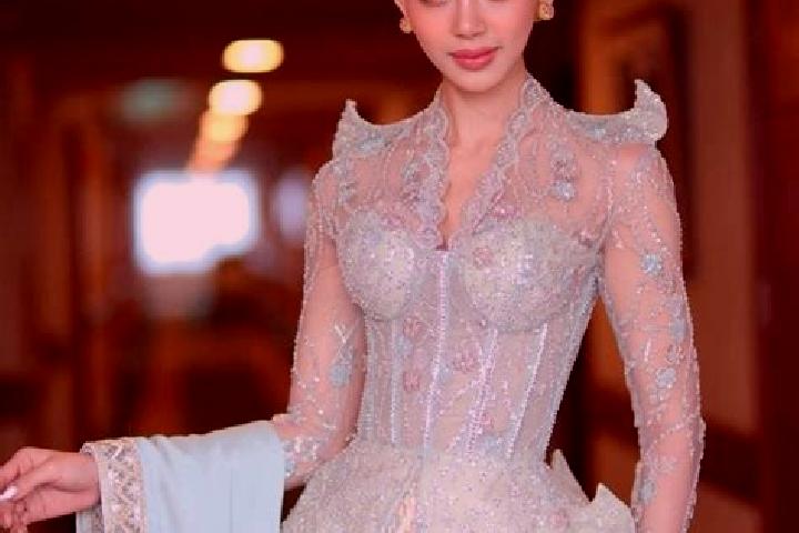 Victoria, 35 — Escort in Sinpon, Myanmar
