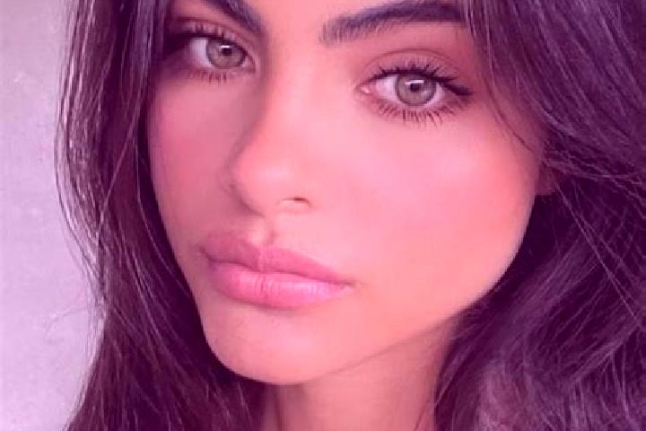 Victoria, 36, a auburn dark-eyed caucasian companion based in Loiyangalani. Offering Domination, Duos, GFE. Available for incall and outcall, overnight booki...