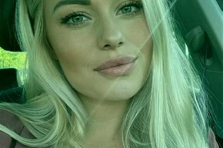 Victoria, 36, a blonde hazel-eyed caribbean companion based in Baricetta. Offering Party Girl, Erotic Massage, OWO. Available for incall and outcall, overnig...