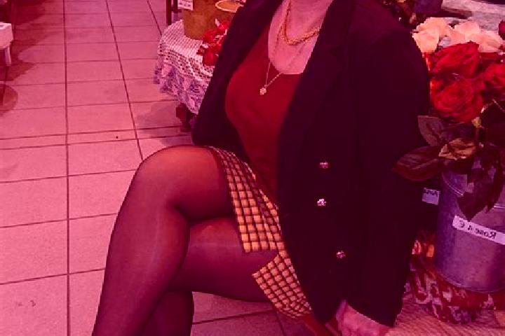 Victoria, 36 — Escort in Bourbach-le-Bas, France
