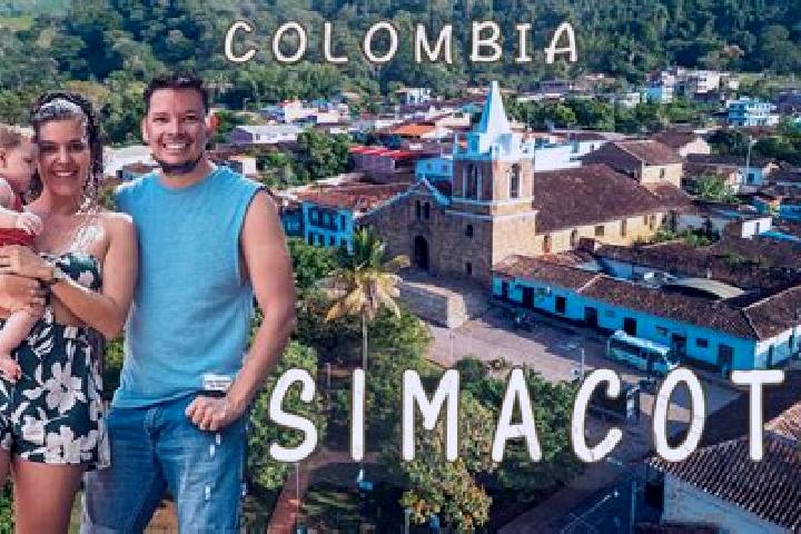 Victoria, 36 — Escort in Simacota, Colombia