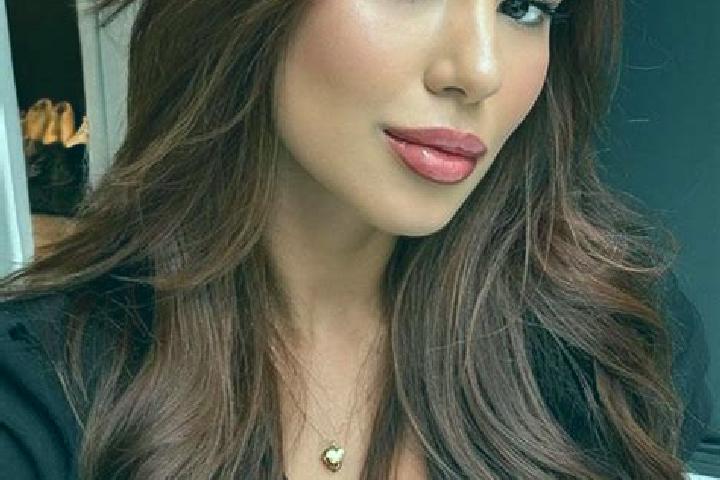 Victoria, 37, a chestnut brown-eyed latina companion based in Fonsomme. Offering Duos, Domination, Deep French Kissing. Available for incall and outcall, ove...
