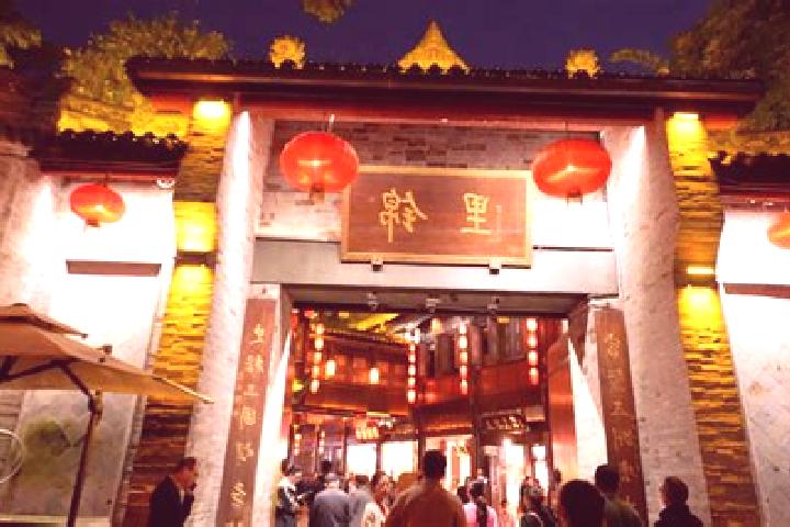 Victoria, 37 — Escort in Tangba, China