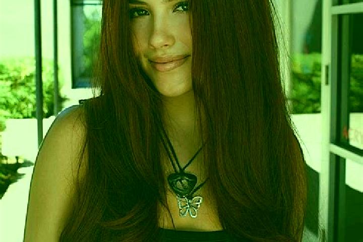Victoria, 38, a auburn dark-eyed middle eastern companion based in Dornach. Offering Massage, Prostate Massage, Dinner Date. Available for incall and outcall...