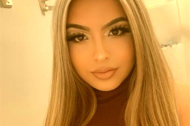Victoria, 38, a blonde brown-eyed latina companion based in Lockland. Offering OWO, Couples, 69. Available for incall and outcall, day and evening dates.
