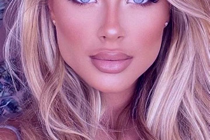 Victoria, 38, a blonde hazel-eyed latina companion based in Vieux-Mesnil. Offering Massage, Tantra, Striptease. Available for incall and outcall, overnight b...