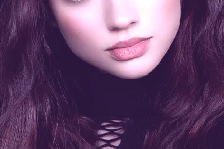 Victoria, 38, a brunette dark-eyed european companion based in Xiaohui. Offering A-Level, Striptease, BDSM, 69. Available for incall and outcall, day and eve...