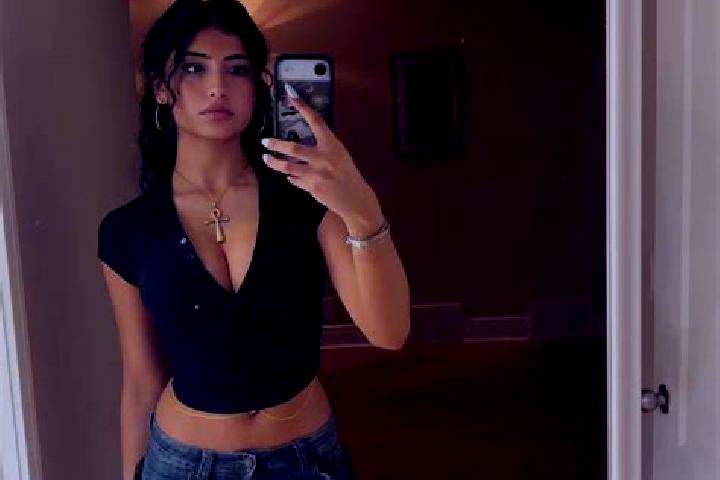 Victoria, 38 — Escort in Clary, France