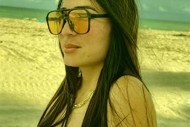 Victoria, 38 — Escort in Roxana, Costa Rica