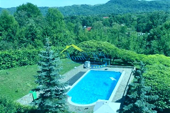 Victoria, 39 — Escort in Cornu de Sus, Romania