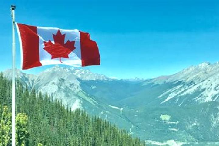 Victoria, 39 — Escort in Elboya, Canada