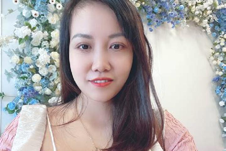 Victoria, 39 — Escort in Quynh Loi, Vietnam