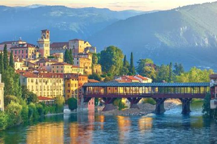 Victoria, 39 — Escort in San Bassano, Italy