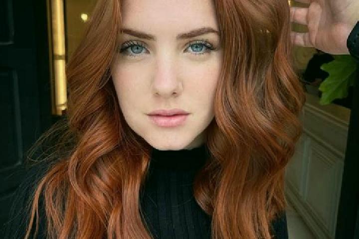 Violet, 20, a auburn blue-eyed mixed companion based in Al Janudiyah. Offering GFE, Tantra, BDSM, Massage. Available for incall and outcall, overnight bookin...