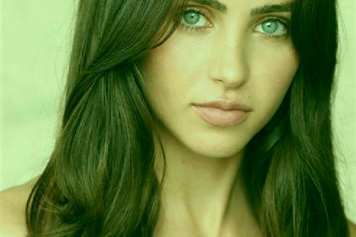 Violet, 20, a brunette dark-eyed middle eastern companion based in Navegantes. Offering 69, Fetish, Domination. Available for incall and outcall, overnight b...