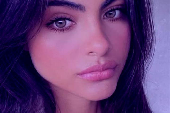Violet, 20, a brunette grey-eyed indian companion based in Uripitio. Offering Couples, Prostate Massage, Massage, OWO. Available for incall and outcall, day ...