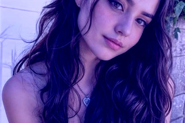 Violet, 20, a brunette hazel-eyed mixed companion based in Southborough. Offering Girlfriend Experience, Prostate Massage, Erotic Massage, Duos. Available fo...