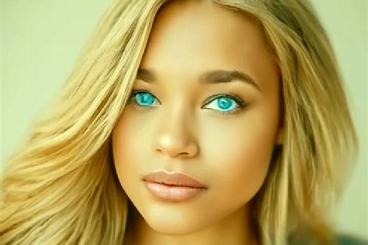 Violet, 20, a chestnut blue-eyed latina companion based in Las Mojarras. Offering OWO, Deep French Kissing, GFE. Available for incall and outcall, overnight ...