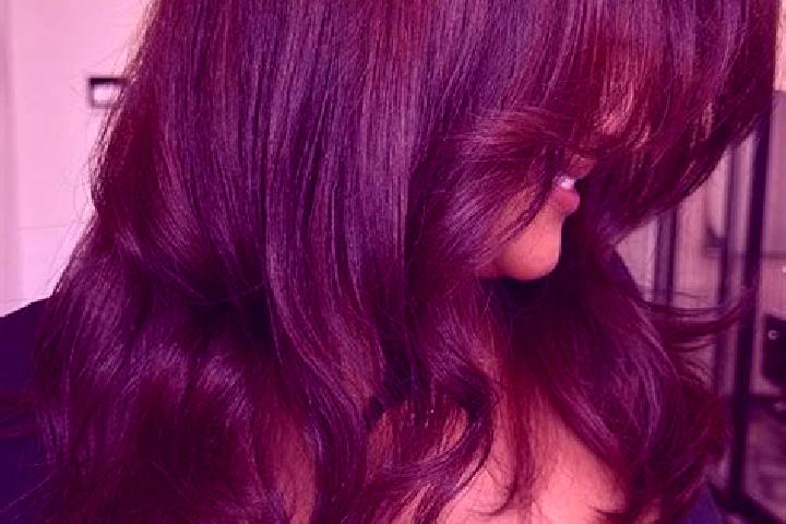 Violet, 20, a chestnut brown-eyed mixed companion based in Dalou. Offering Erotic Massage, Duos. Available for incall and outcall, day and evening dates.