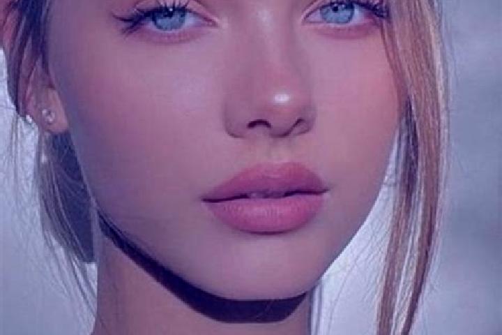 Violet, 20, a dark blonde blue-eyed ebony companion based in San Silvestre de Guzman. Offering BDSM, Massage, A-Level, Erotic Massage. Available for incall a...