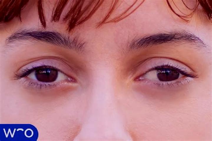 Violet, 20, a red grey-eyed indian companion based in Hoa Mac. Offering BDSM, Erotic Massage, Couples, OWO, Party Girl. Available for incall and outcall, ove...