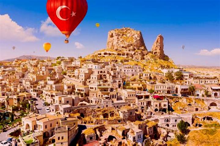 Violet, 20 — Escort in Asagi Begdes, Turkey