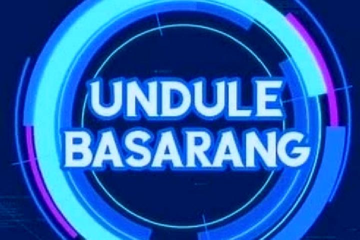 Violet, 20 — Escort in Basarang, Indonesia